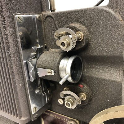 Checkng out and testng a Kodak Kodascope Eght 33 Projector - YouTube