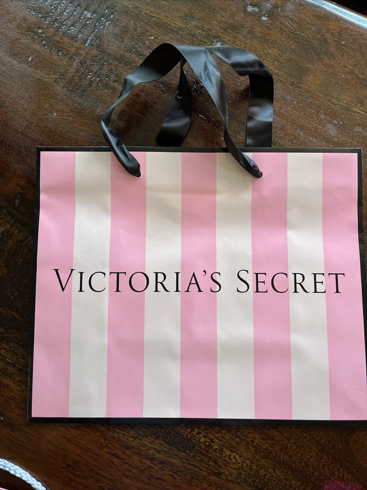Lote de 4 sacolas de presente de compras Victoria's Secret alças de fita 9” x 11” rosa em excelente estado usado! - Imagem 2 de 4