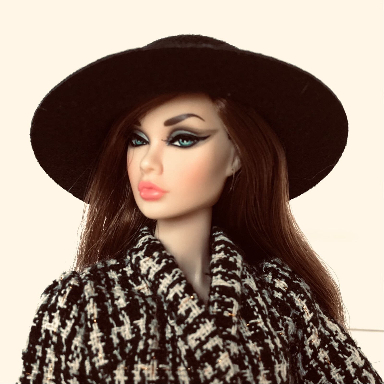 Fashion Doll Hat for 12 in dolls (1/6)-wide brim-Fashion Royalty/IT dolls, Poppy