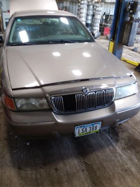 Base de resorte de aire/resorte helicoidal trasero para 98-05 Lincoln & Town Car 1984637 Foto 2 de 4