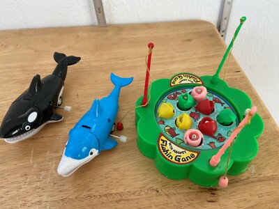 Vnt Killer whale, dolphin, and Mini Wind Up Magnetic Fish Fishing