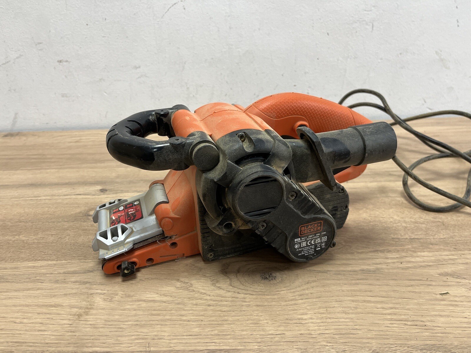 Black & Decker KA88GB Belt Sander, 240v Corded Electric, Floor Door