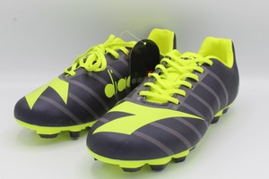 diadora men's soccer cleats