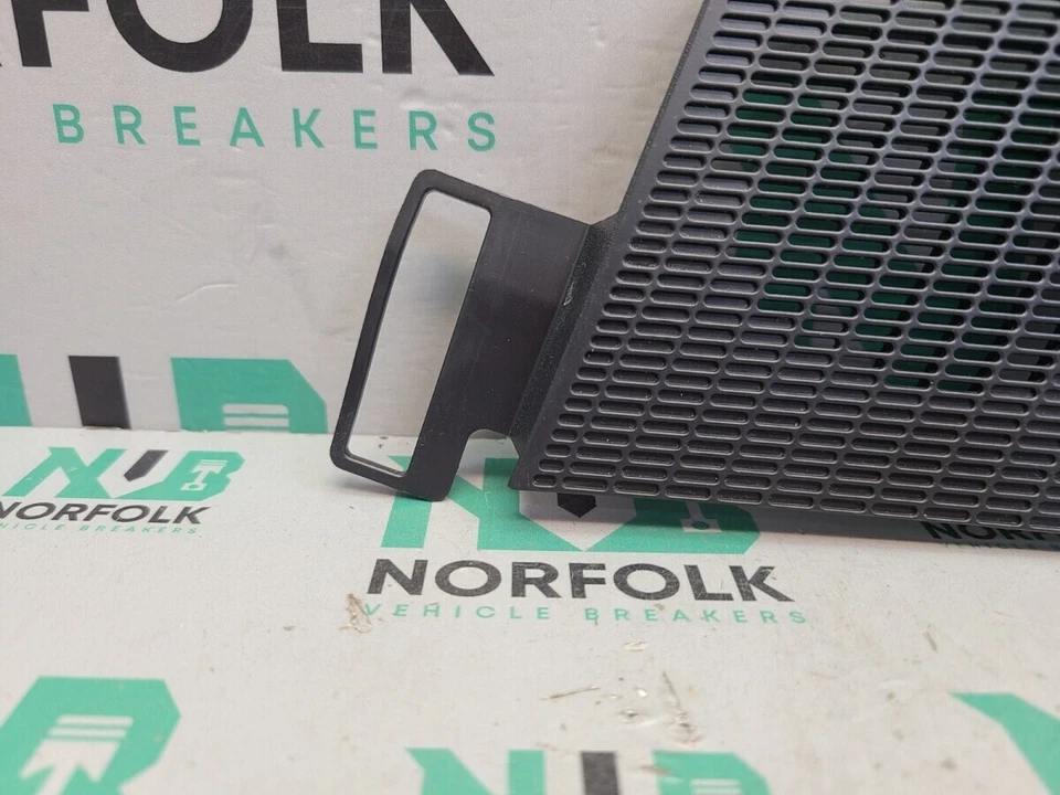 Qashqai J12 Rear Speaker Grill 281776UA1A - Image 2 of 4