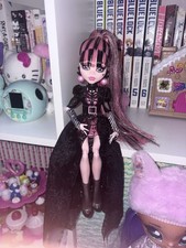 Monster High Draculaura 10.5 Fashion Doll w/ ...