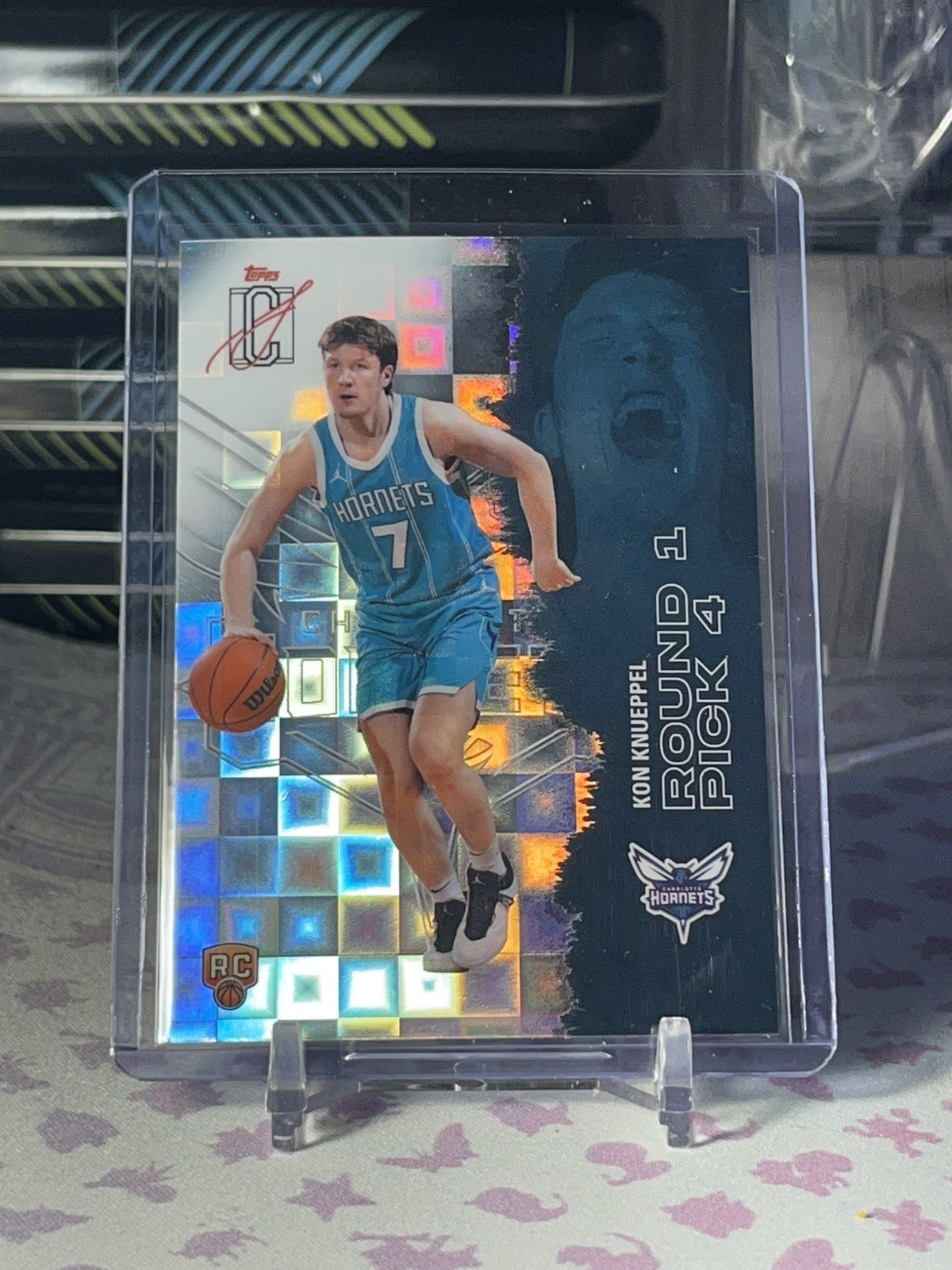 Kon Knueppel Topps Signature Class 2025-26 Chrome Pandora Refractor Rookie Card