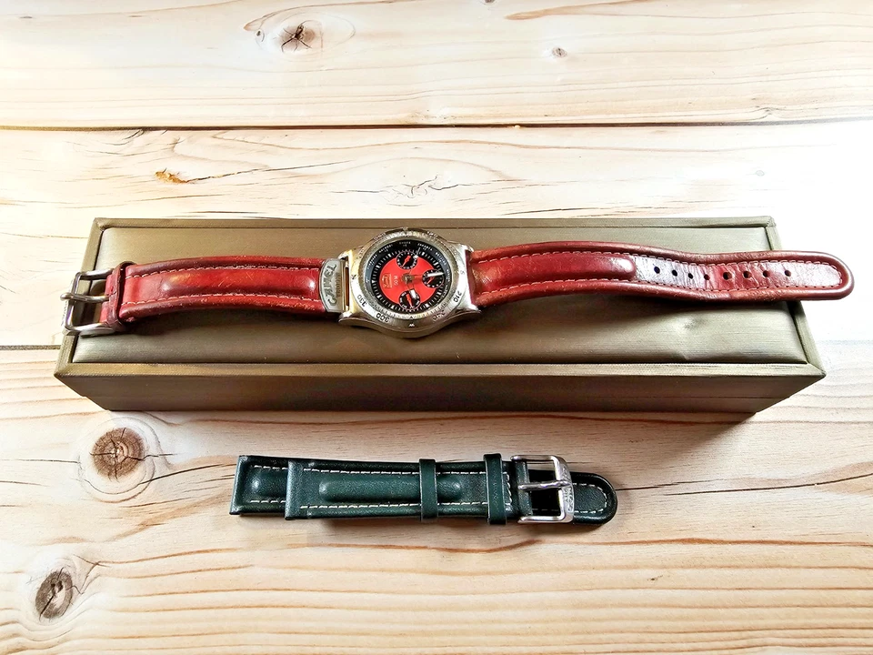 Reloj Aventura Trofeo Camel Vintage Día Fecha Triple Esfera Roja - 33mm Foto 2 de 4