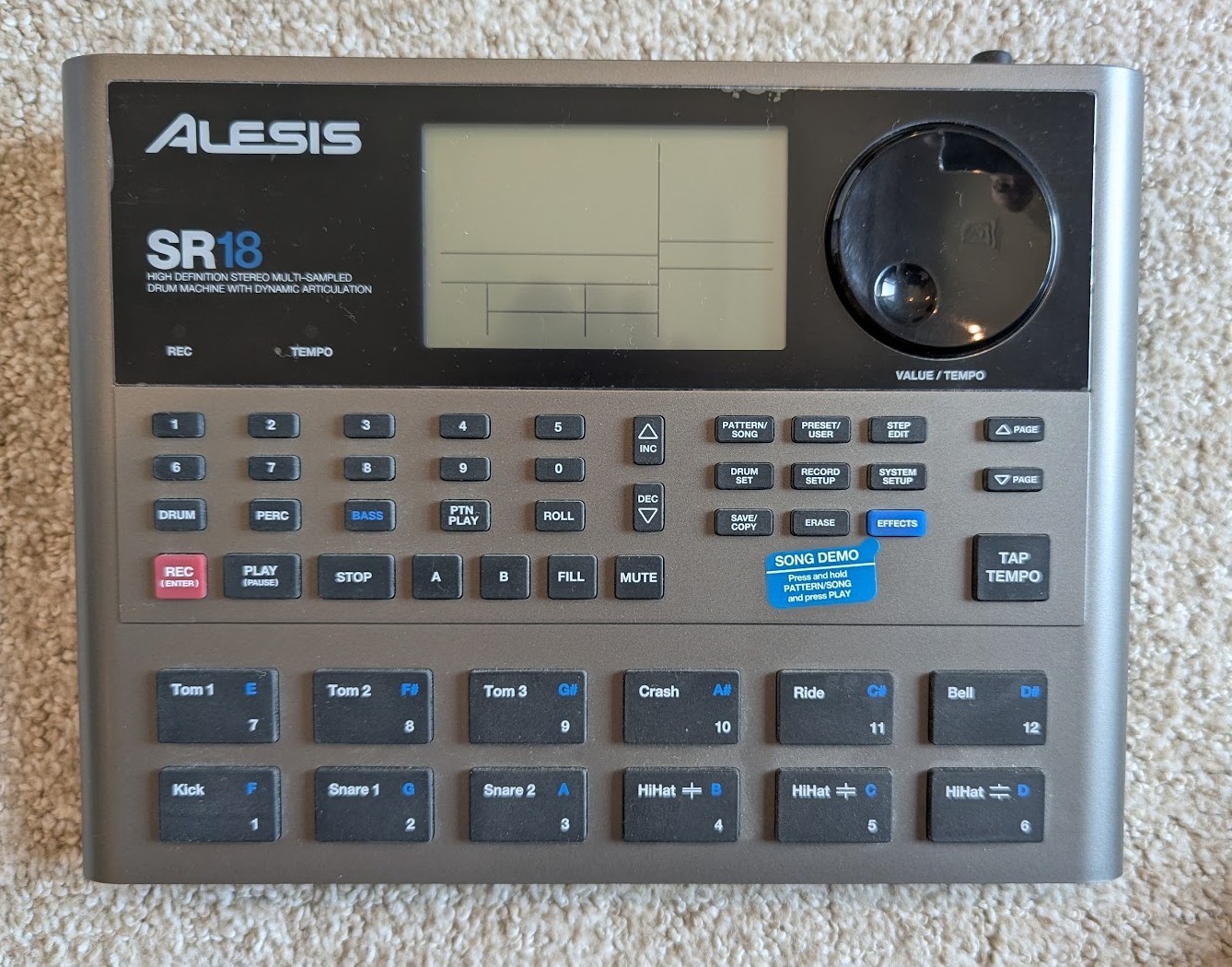Alesis SR18 High-Definition Drum Machine, Model SR18 MPN SR18