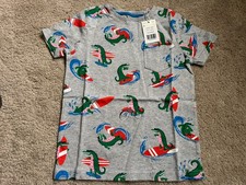 BNWT MINI BODEN BOYS T-SHIRT/  TOP, SIZE 6-7 YEARS, GREY, SURFING CROCODILE