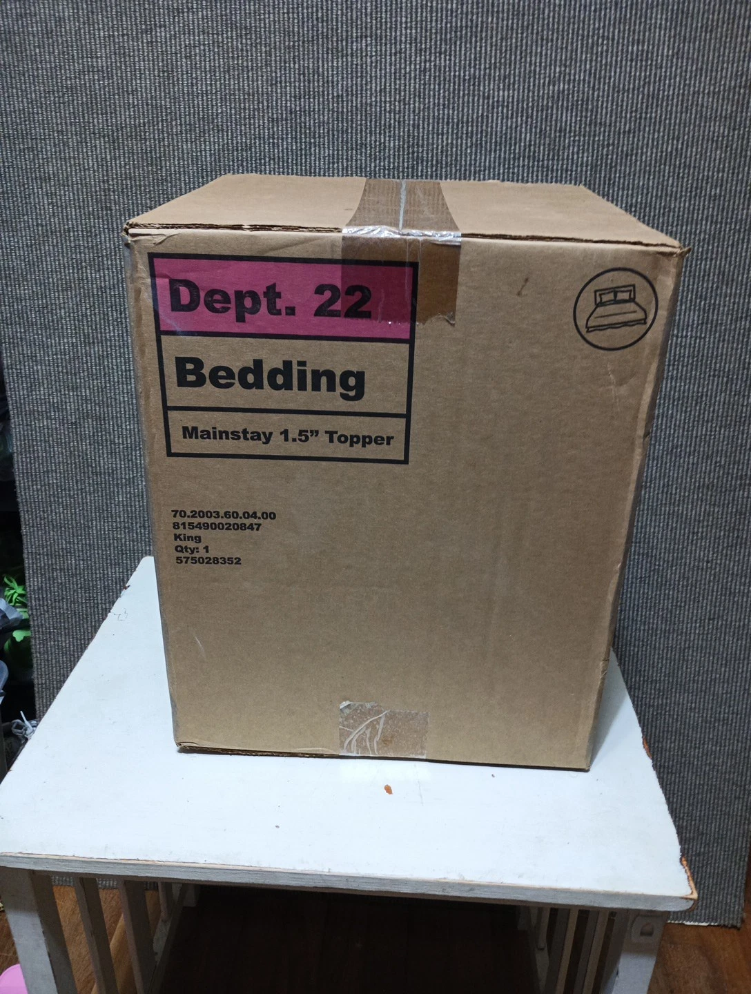 Department 22 Bedding Mainstay 1.5-in Topper New King Size