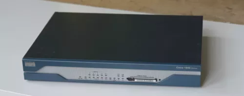 Cisco 1812 CISCO1812 Integrated Services Router inkl. 32MB CF-Card