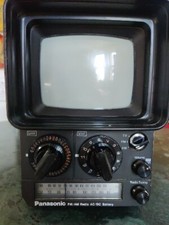 Vintage Panasonic TR-585 Portable TV AM/FM Radio 1979