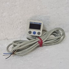 SMC ZSE40A-N01-T 2-Color Display High Precision Digital Pressure Switch