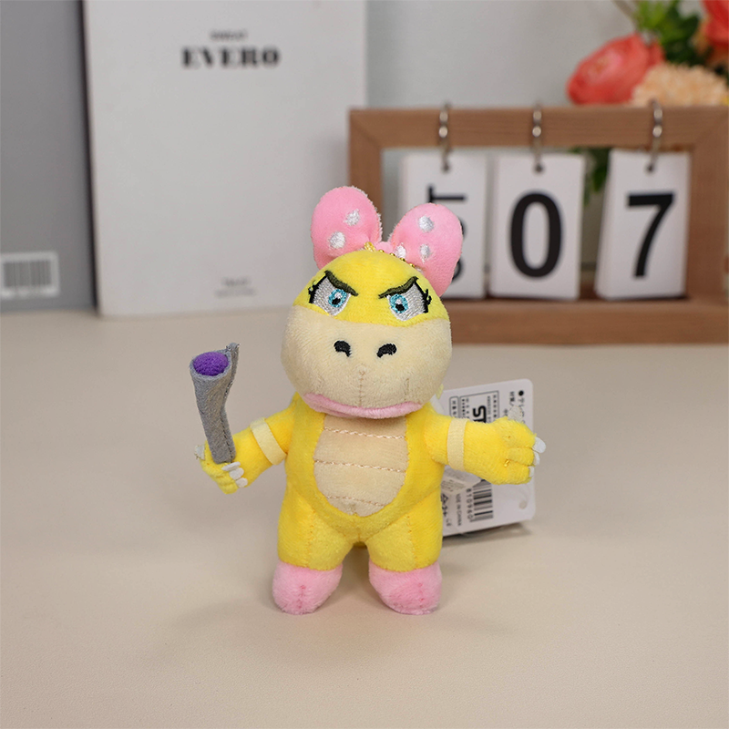 アイドル VERDY x Loco Scraps Plush Keyring Yellow VERDY x Loco Scraps Plush Keyring Yellow - メルカリ