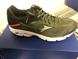 mizuno wave inspire 15 size 8.5