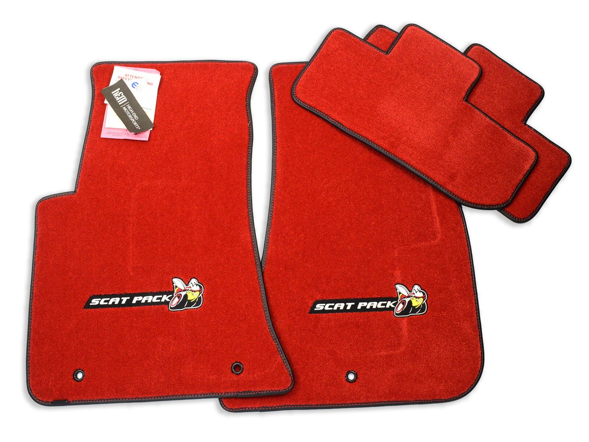 CHALLENGER Deck Floor Mat 赤 マット Amazon.com: Car Floor Mats for Dodge Challenger 2020-2022