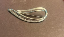 Sarah Coventry Swirl Brooch Silver Tone 2 5/8" Vintage Jewelry Pin