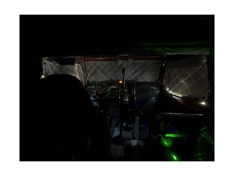 Kenworth W900/ T800/ T600/ T400/ T450-1995 及之前带通风门窗 - Ze... — 第 3/4 张图片