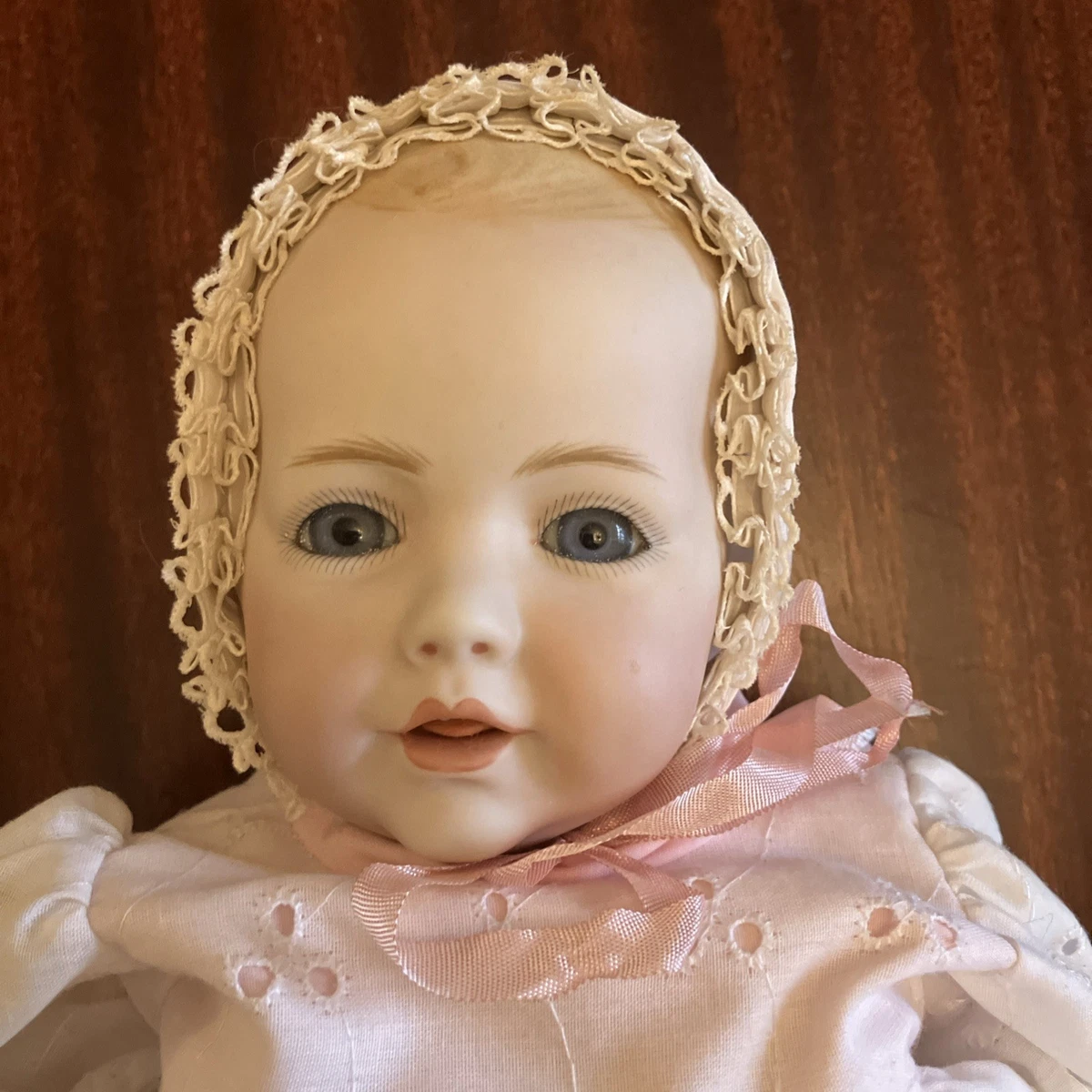 Poupée Kestner Reproduction 26cm – Tête Biscuit Porcelaine – Corps Papier Mâché