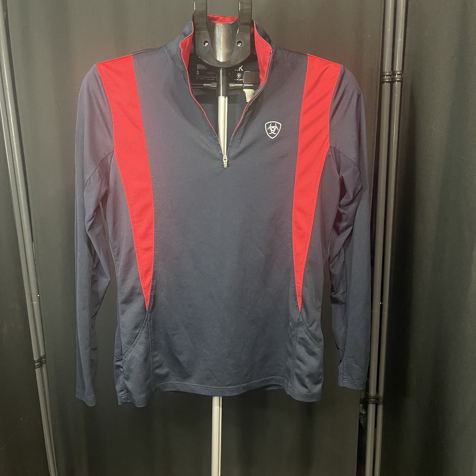 Ariat Women's Small Team Softshell Jacket Navy Re… - image 1