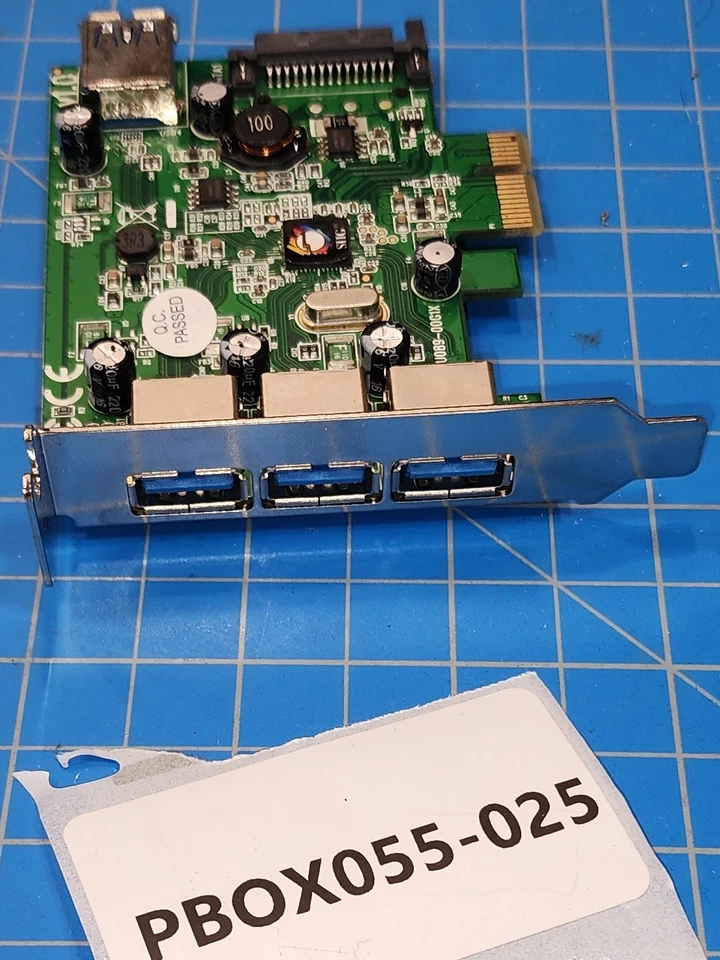 SIIG JU-P40212-S1 DP USB 3.0 3-Port PCIe Network Adapter Low Profile - Image 2 of 4