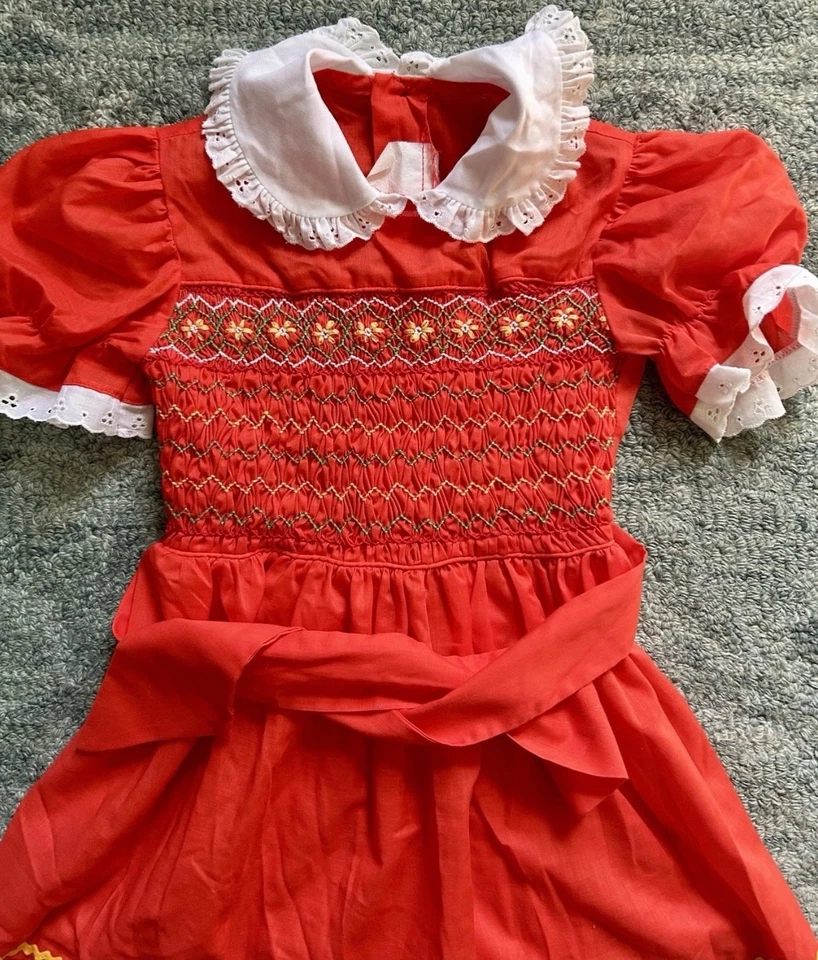Vestido feminino vintage Polly Flinders feito à mão tamanho 6 - com gravata na frente - Imagem 2 de 4