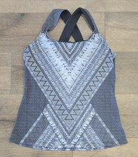 Prana Phoebe Tank Top Gray Cross Back Built-in Bra Size XL Workout Yoga Gym