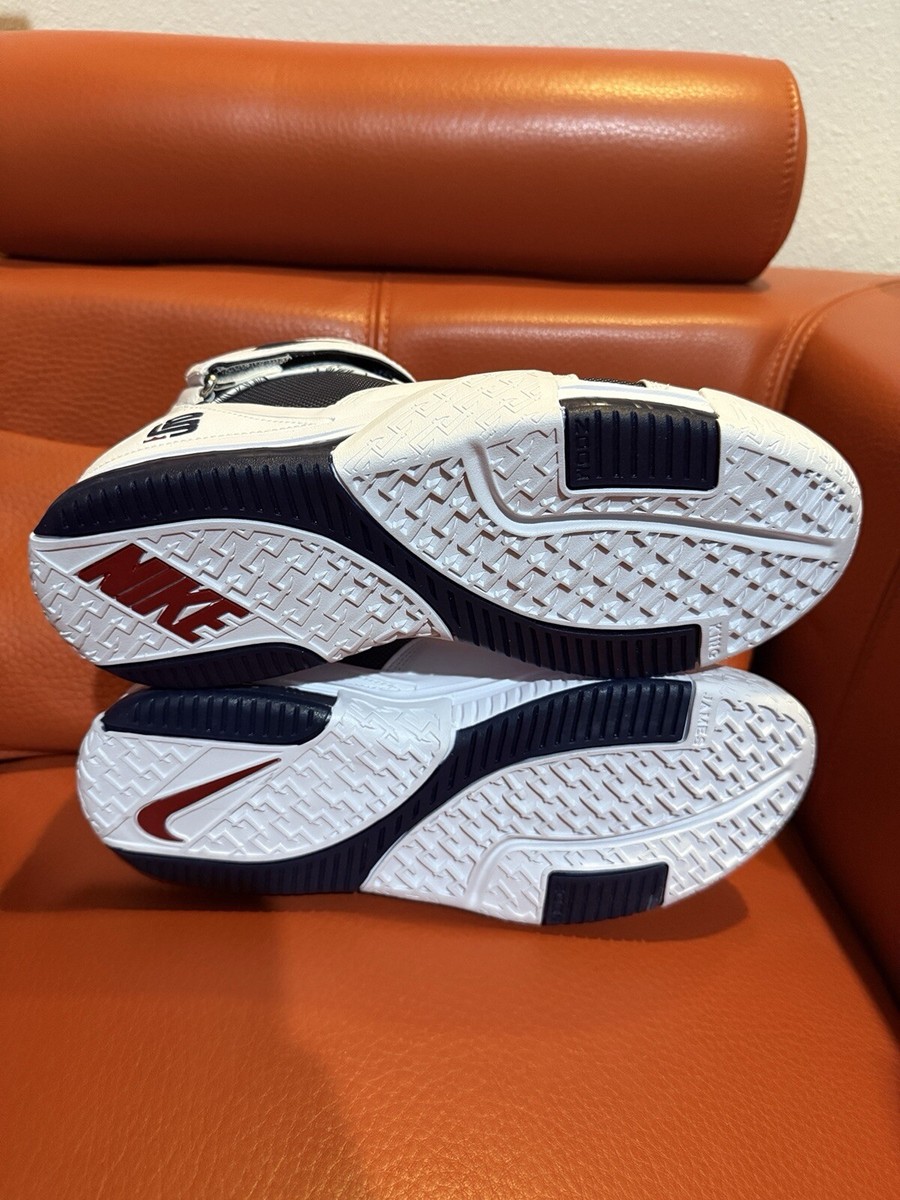 Size 9.5 - Nike Zoom LeBron 2 2004 USA Brand New In Box II Air