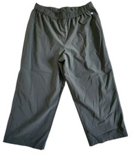 Zenergy By Chico s L-12 Olive Green Stretch Capri Pants