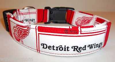 red wings dog collar