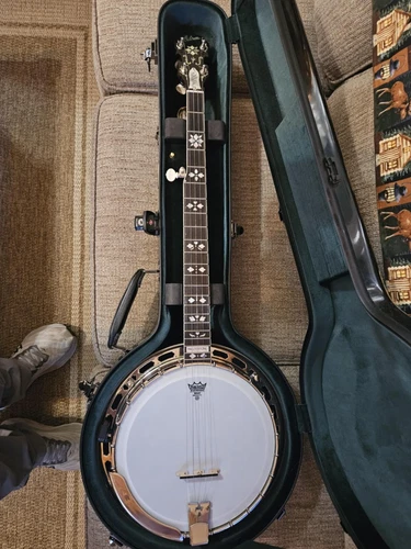 Pre-War parts Gibson Mastertone Banjo, Don Bryant neck, 3 ply Sullivan rim