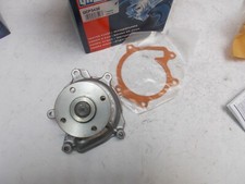 Pompe à eau Daihatsu YRV