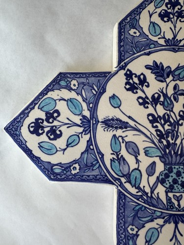 Large Vintage Hand Made Tile Wqll Art Blue Flower Floral Signed James 15" NB3 - Picture 4 of 9