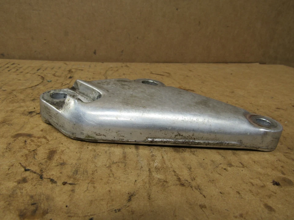 Honda CM400E 1981 reposapiés izquierdo soporte basculante pivote refuerzo 50700-447-000 Foto 2 de 4