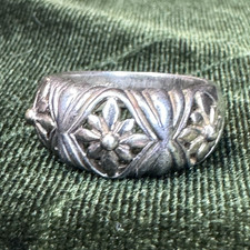 Sterling Silver 925 Floral Embossed Band Ring...