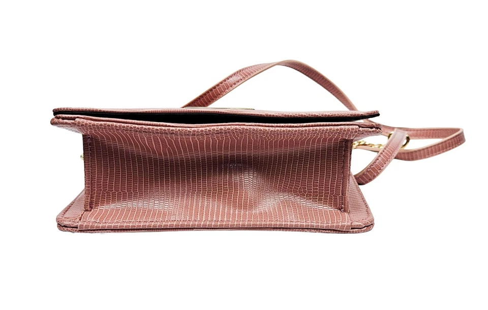 Carvela Pink Textured Crossbody Bag New No Tags Gold Logo Designer Shoulder... - Image 3 of 4