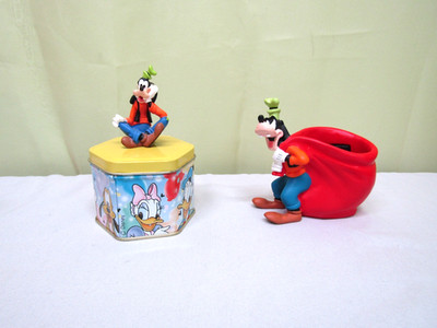 Vintage Disney Goofy Office Desk Paper Clip Holder and Tin Box Set Rare
