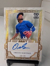 2020 Leaf Ultimate Draft - Orelvis Martinez #BA-OM1 Spectrum Gold 10/10 BOOKEND