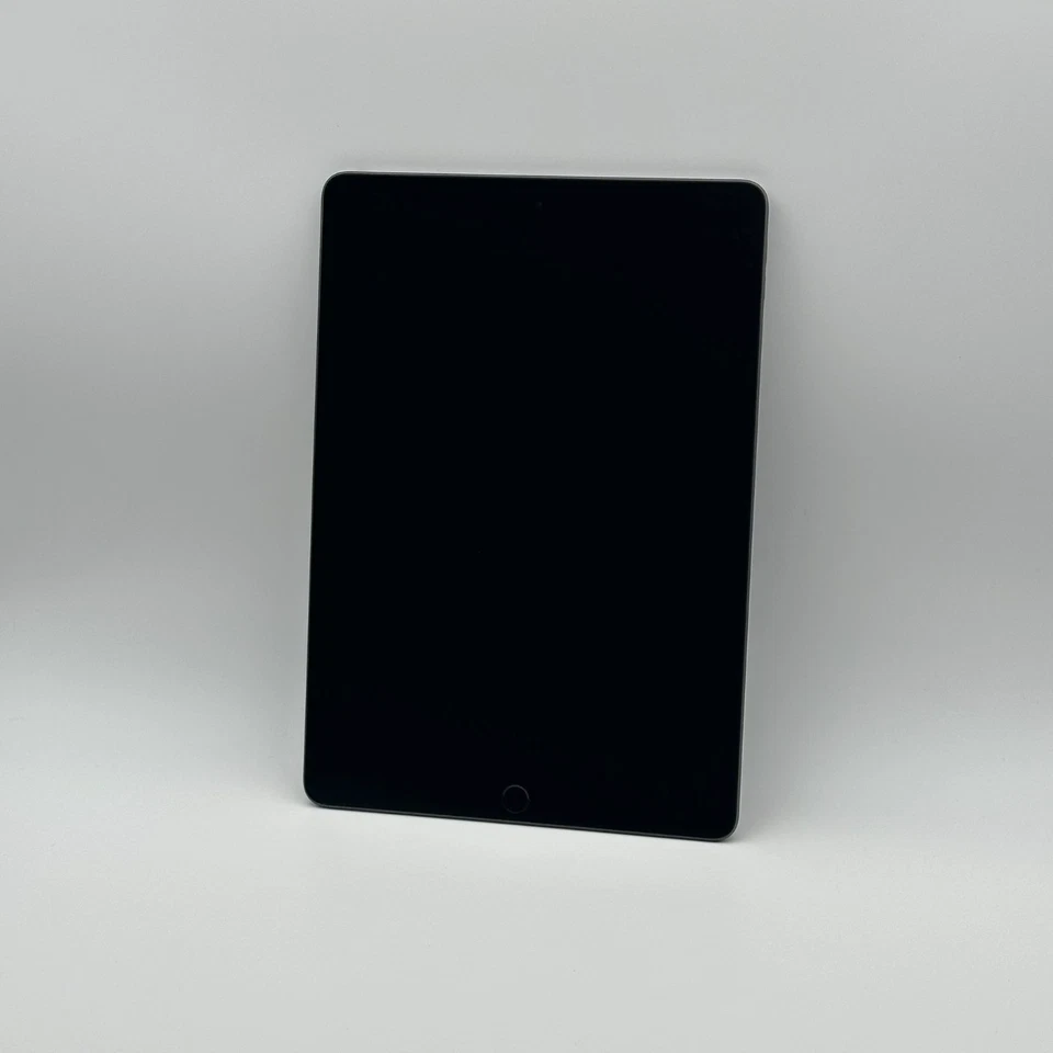 Apple iPad (9th generation) · 64GB · Wi-Fi, photo 2 of 5