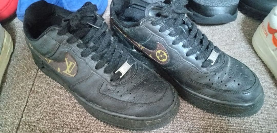 Nike Air Force 1 Louis Vuitton Black Custom 80cm Used Sneakers