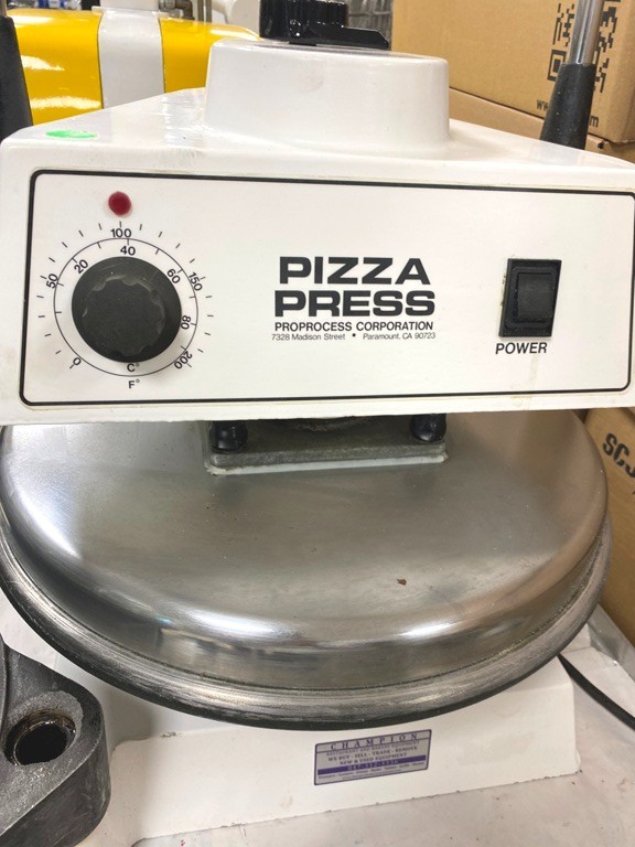 DOUGHPRO DP-1100 / Manual Tortilla Pizza Dough Press / 18" / 115V