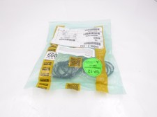 15 Pack Parker Hannifin Fluorocarbon 90 Durometer O-Rings VA090 2-224