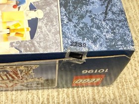 LEGO Grand Carousel (10196) New/Factory Sealed **DISCOUNTED - BOX DAMAGE**