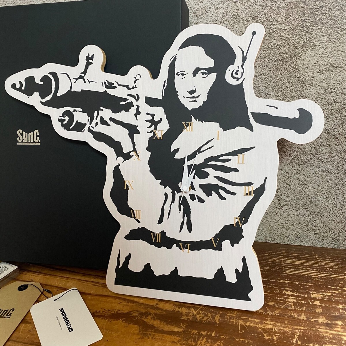 掛時計+柱時計 MEDICOM TOY - BANKSY WALL CLOCK Highway Man KARIMOKU KARIMOKU × BANKSY × Sync. MEDICOM TOY CO. JAPAN Wall Clock