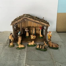 Nativity Set - 12 Pieces Including Stable