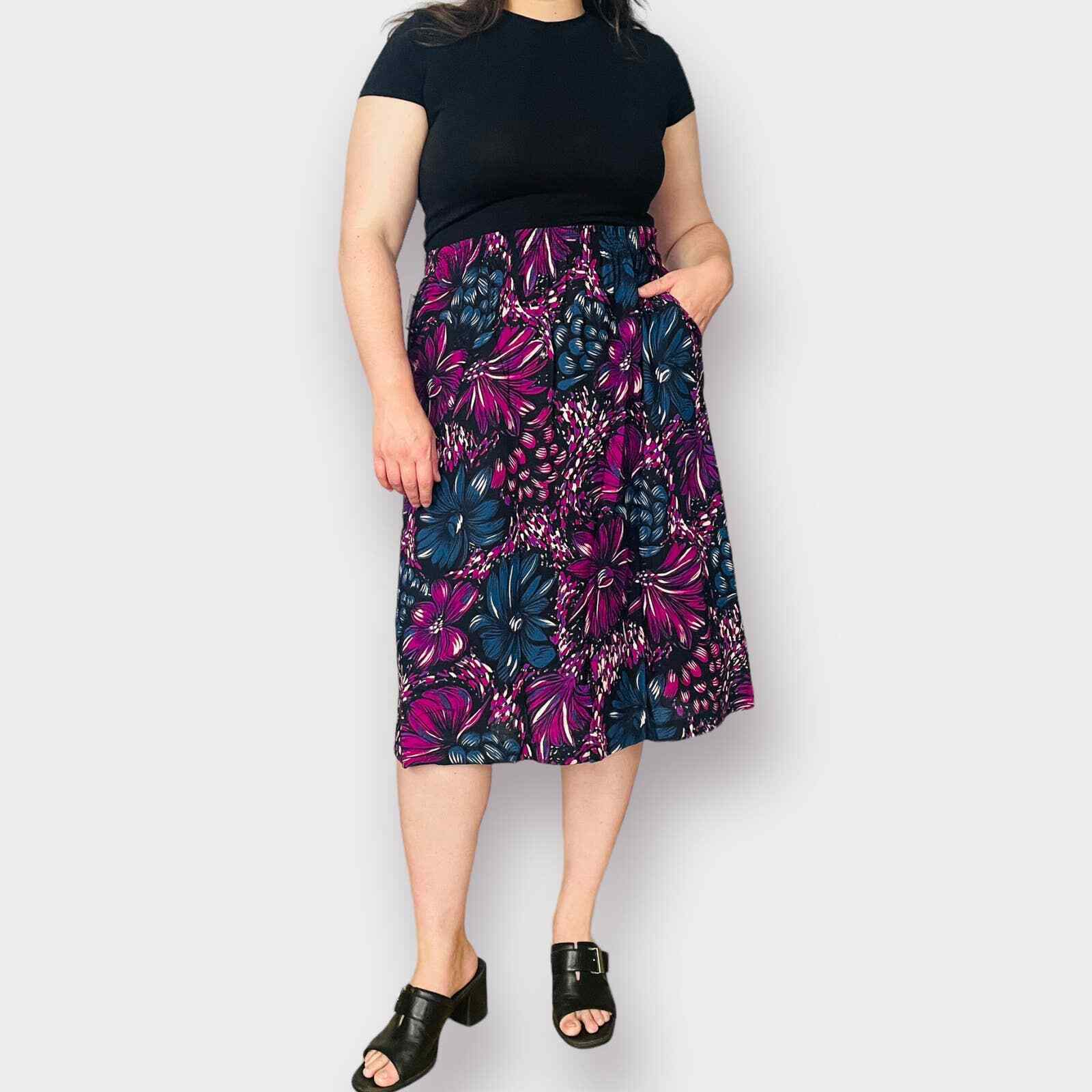 80s Fuchsia and Blue Floral Skirt - image 1