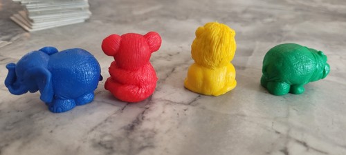 Piezas de juego para niños; 17 tarjetas con imágenes y 4 marcadores de lugar de fichas de animales de goma; mayores de 3 años - Imagen 16 de 19