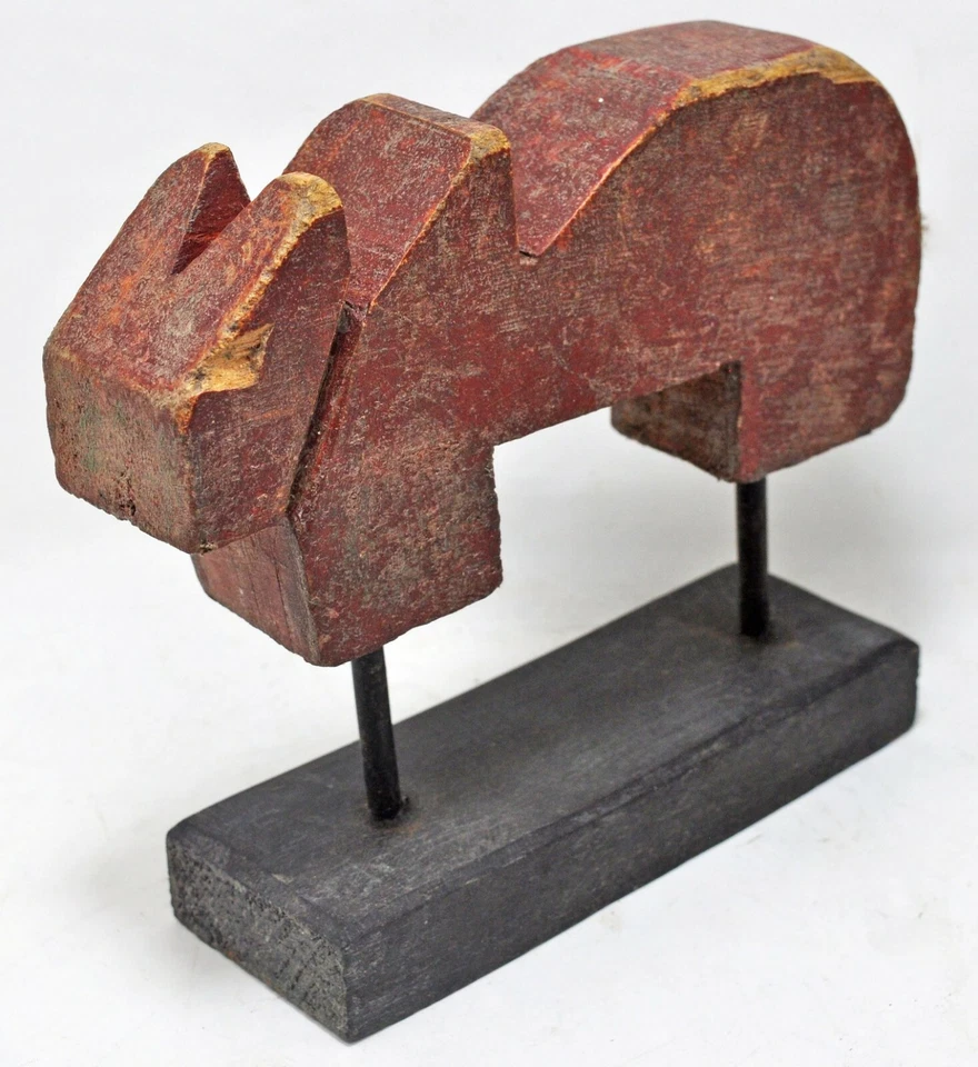 Estatueta antiga de madeira de vaca sagrada Nandi original antiga esculpida à mão - Imagem 3 de 4