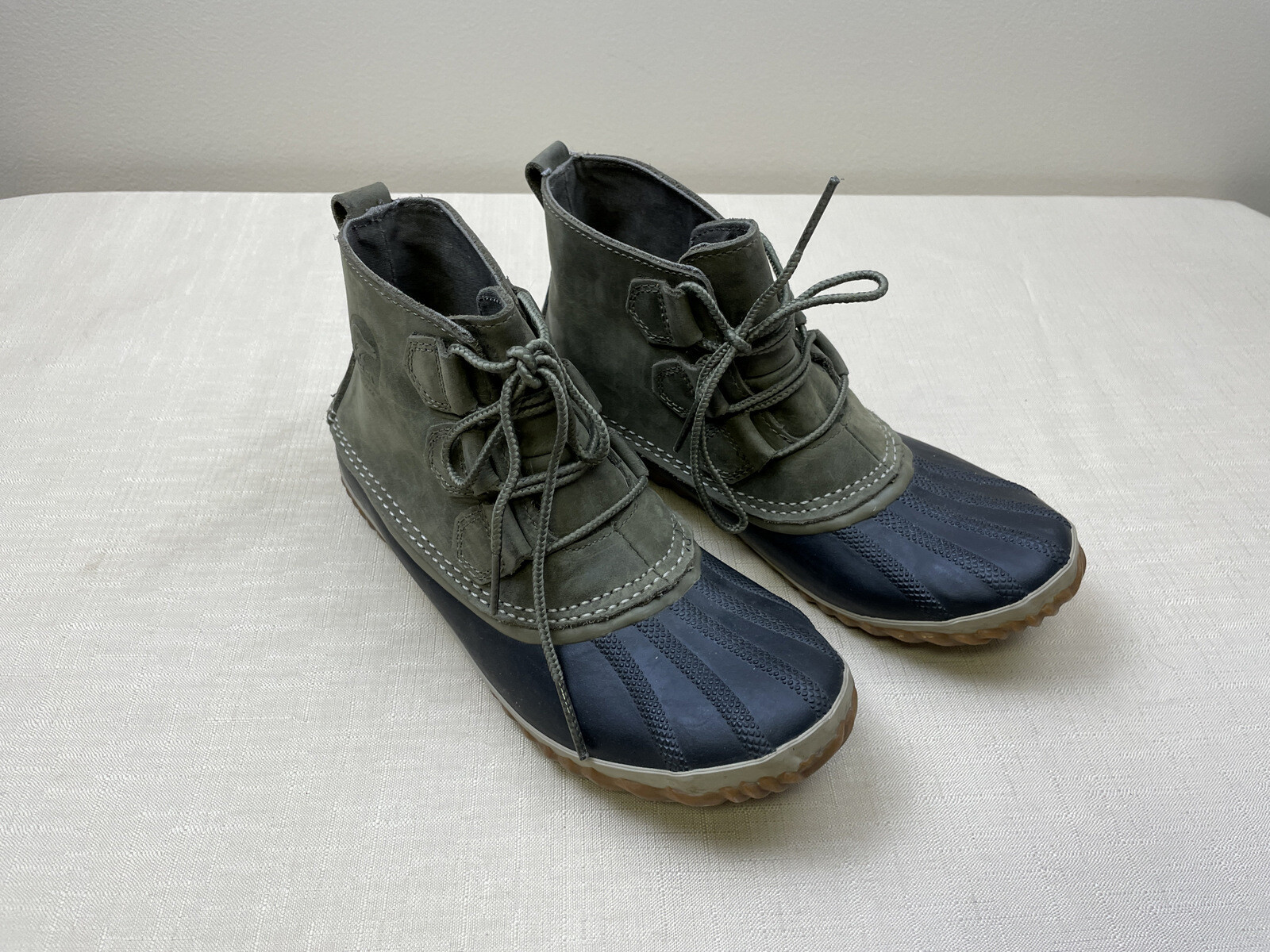 sorel camo duck boots