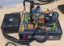 BIOSTAR TPower I45 LGA 775 ATX Motherboard w/ 4GB DDR2 600MHZ RAM + E8200 CPU